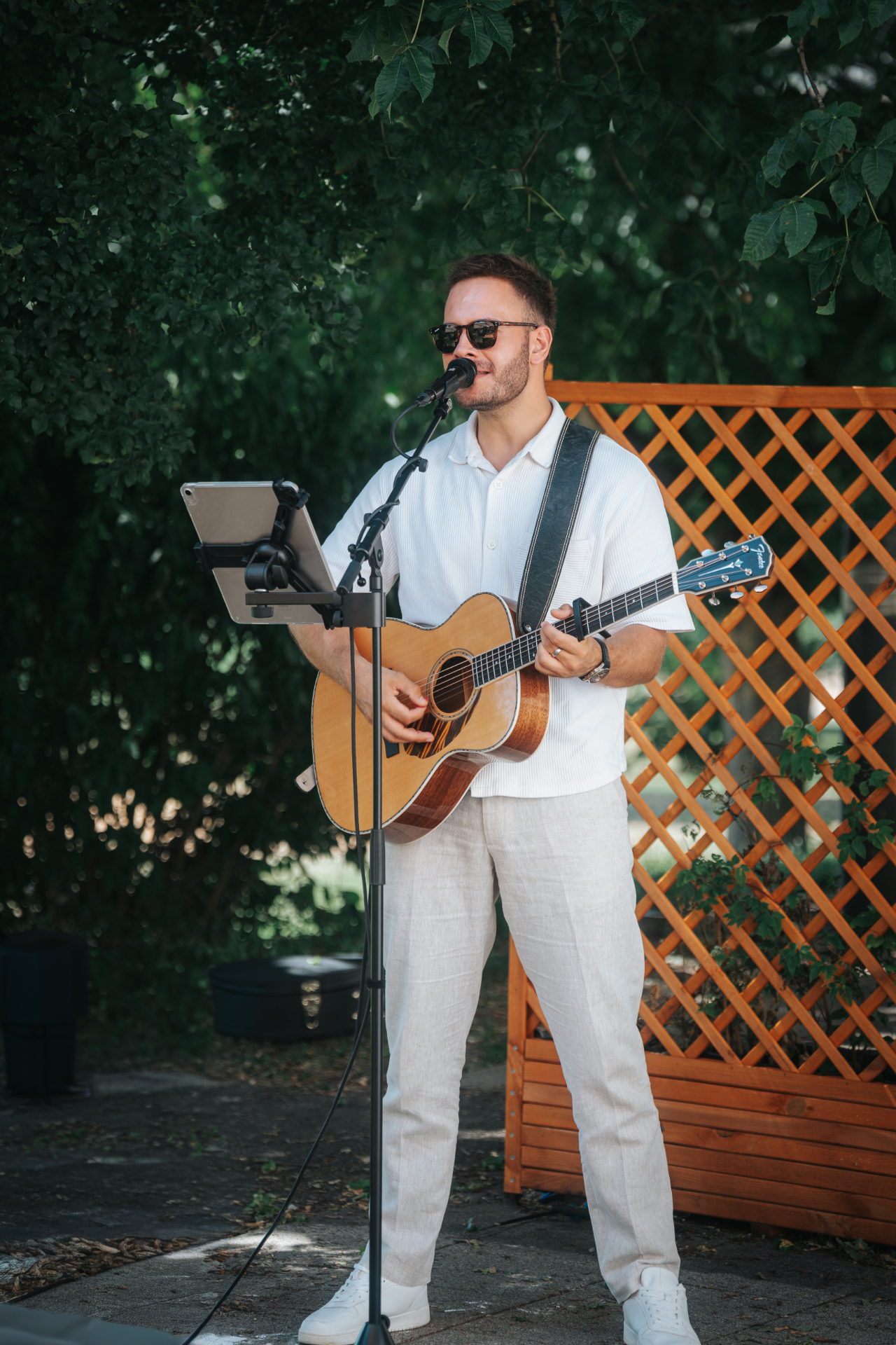 Dennis Ross singt live — Events